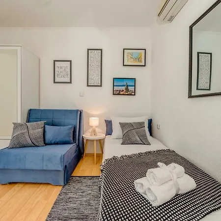 Apartment Abazur