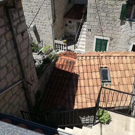 Apartment Abazur