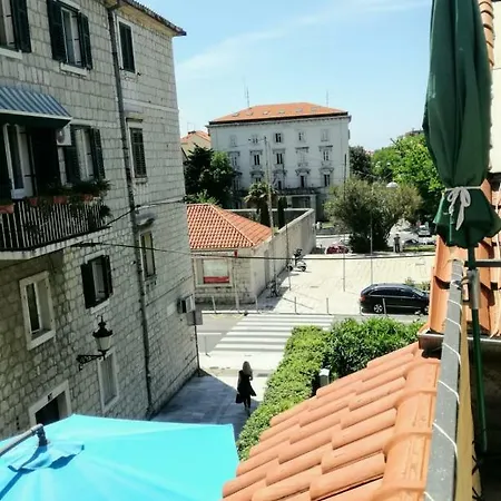 Abazur * Split